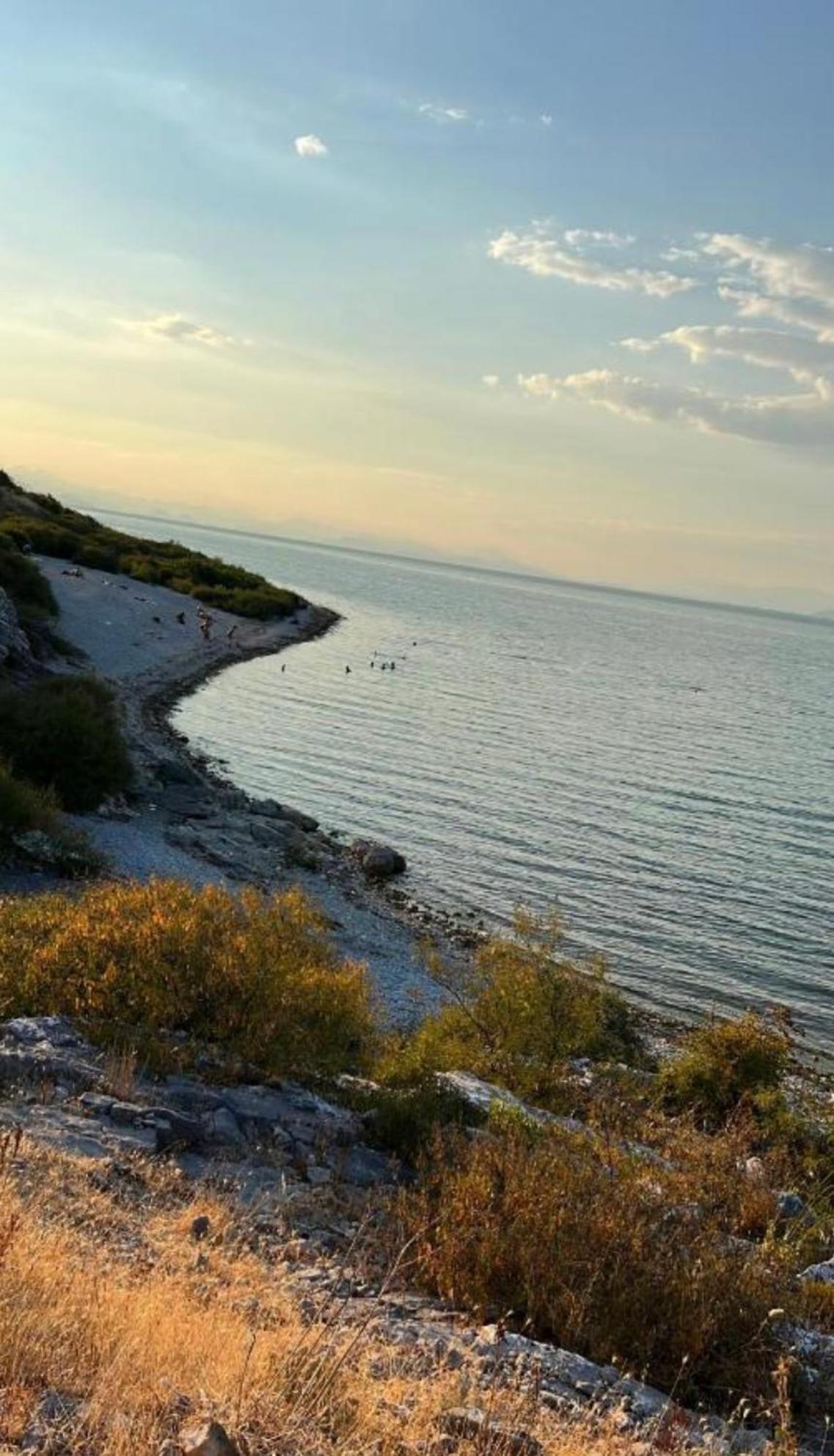 Lake Bliss Cabins Shkodër Extérieur photo