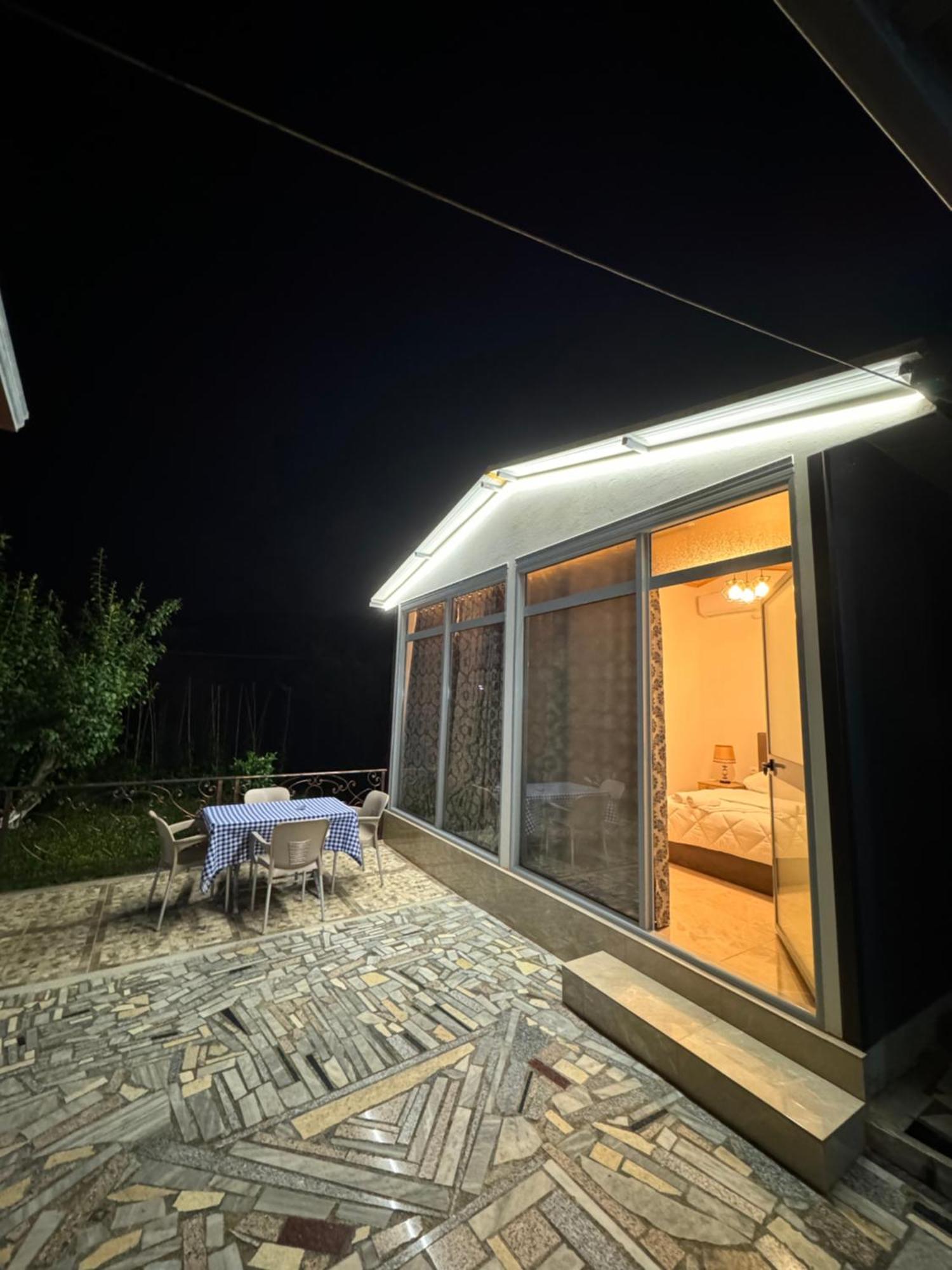 Lake Bliss Cabins Shkodër Extérieur photo